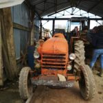 Tracteur orange